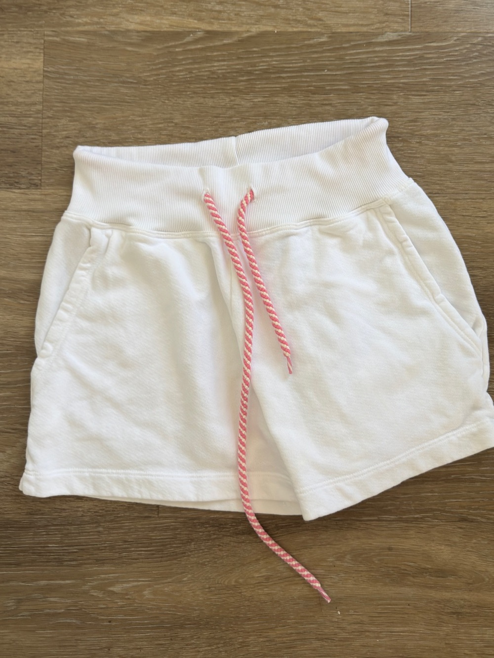 Sundry White Women's Drawstring Shorts with Pink Cord